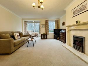 Photo 12- click for photo gallery